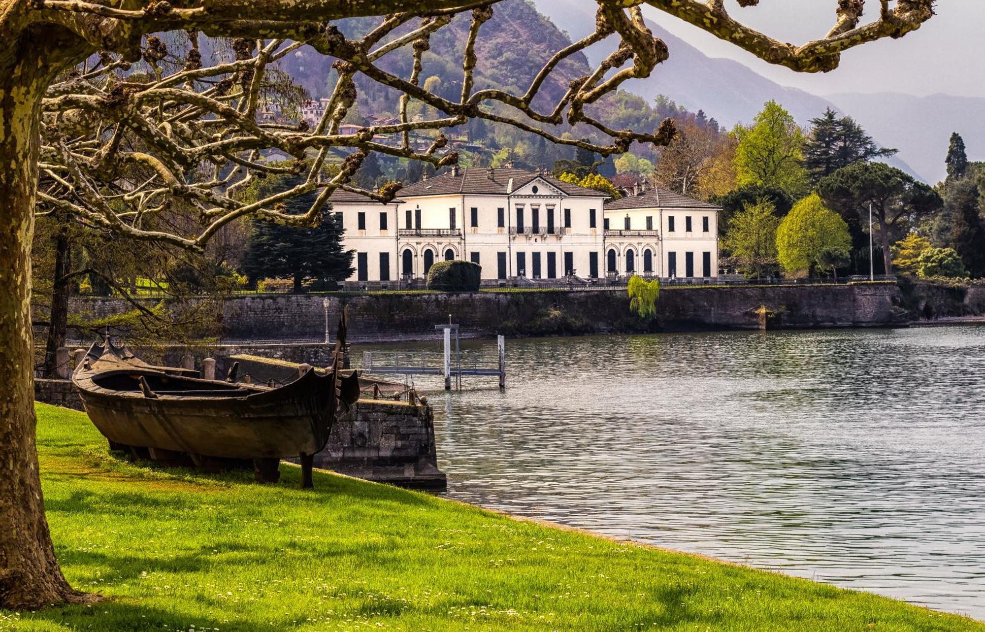 Lecco Holiday Apartment Екстериор снимка